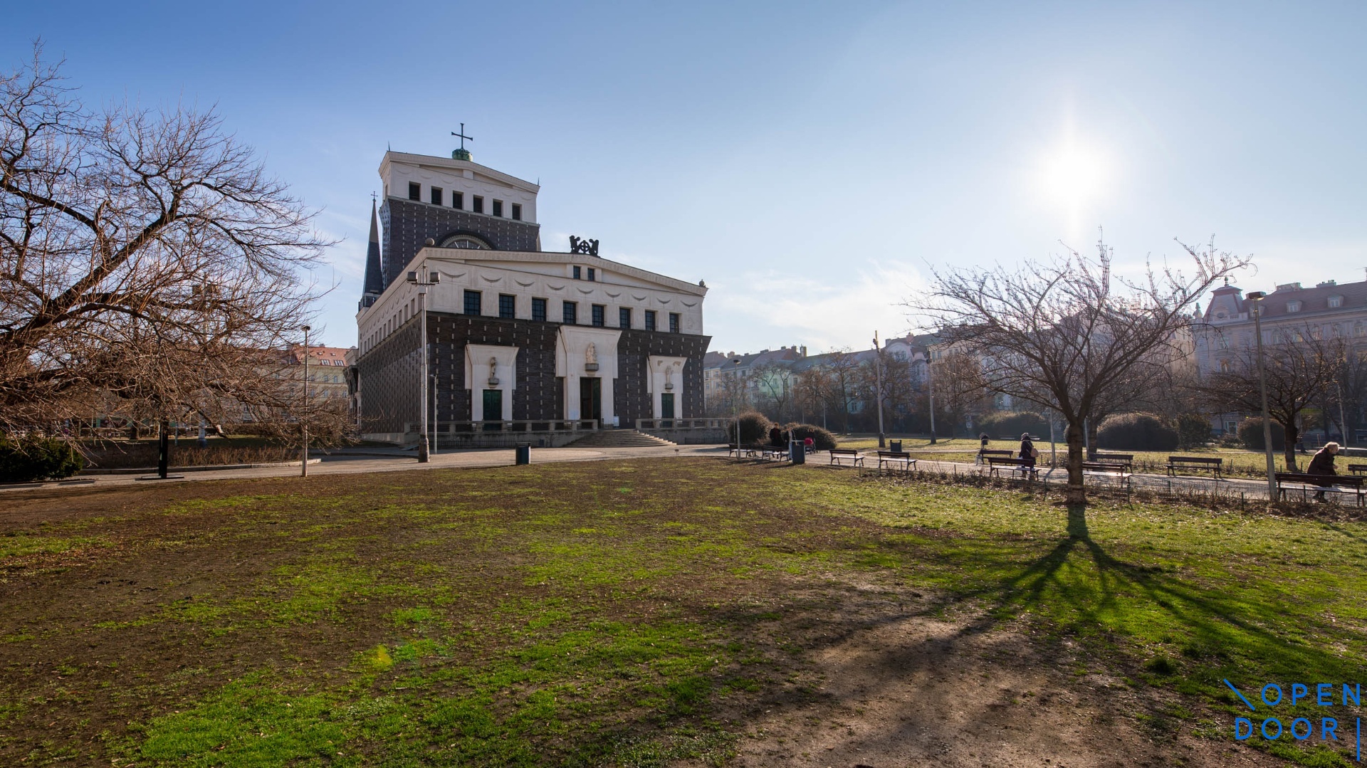 Milesovska 02